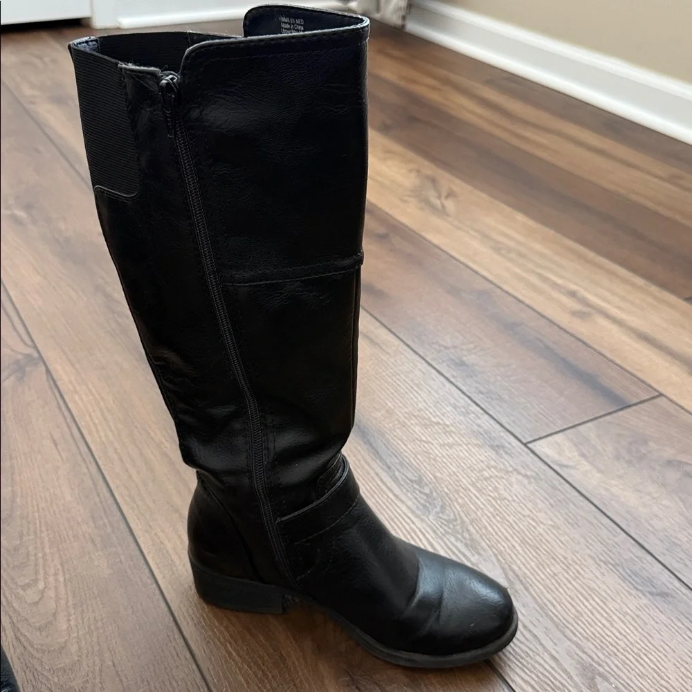 Croft and Barrow Ortholite Black Heeled Boots